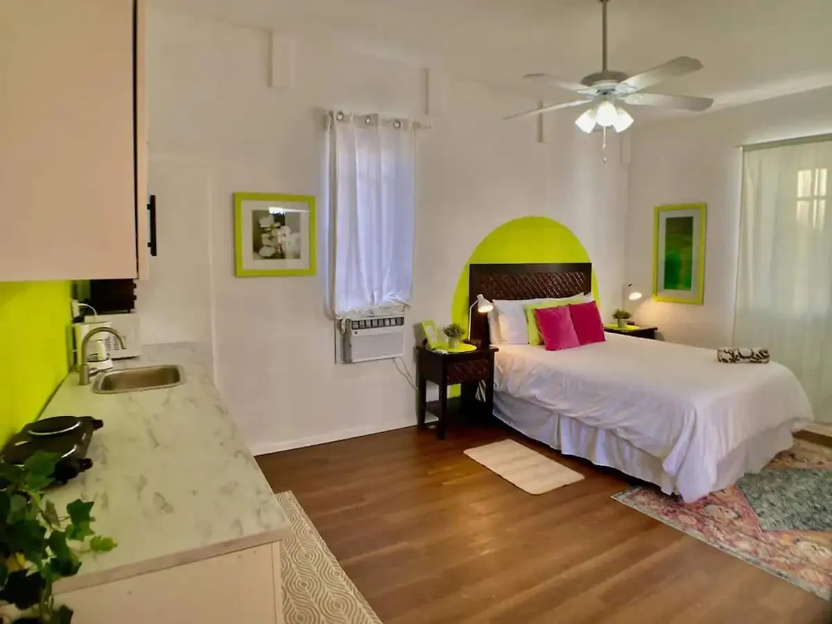 Tropical Apartments In Miramar San Juan 0*,